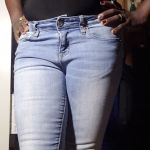 Aeropostale seriously stretchy denim jegging size 4Reg